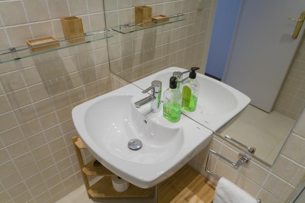 La Libertad Apartment มาดริด ภายนอก รูปภาพ